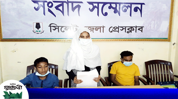 স্বামীর ভিটে থেকে তাড়িয়ে দিয়েছেন পরিবারের লোকজন