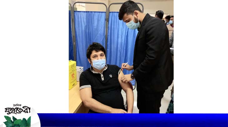 করোনা ভাইরাসের টিকা নিলেন মুক্তিযুদ্ধ গবেষক অপূর্ব শর্মা