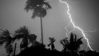আবহাওয়া পূর্বাভাস আছে বজ্রবৃষ্টি