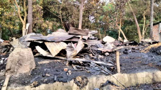 শান্তিগঞ্জে ভয়াবহ অ গ্নি কা ণ্ডে ১০ লক্ষ টাকার ক্ষয়ক্ষতি