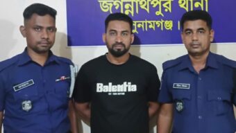 জগন্নাথপুরে অপারেশন ডেভিল হান্ট অভিযানে ছাত্রলীগ নেতা গ্রে প্তা র