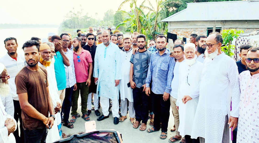 কুশিয়ারা ভাঙনে ক্ষতিগ্রস্ত সড়ক ও সেতু পরিদর্শনে কাইয়ুম চৌধুরী