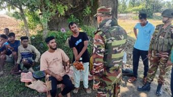 এবার সালুটিকরে মাটিচাপা দেওয়া অবস্থায় মিলল ১১ হাজার ঘনফুট পাথর, আটক ২