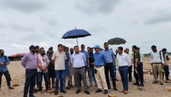 পাথর কোয়ারি চালুর সম্ভাব্যতা যাছাই: বিছনাকান্দি কোয়ারি পরিদর্শনে বিভাগীয় কমিশনার