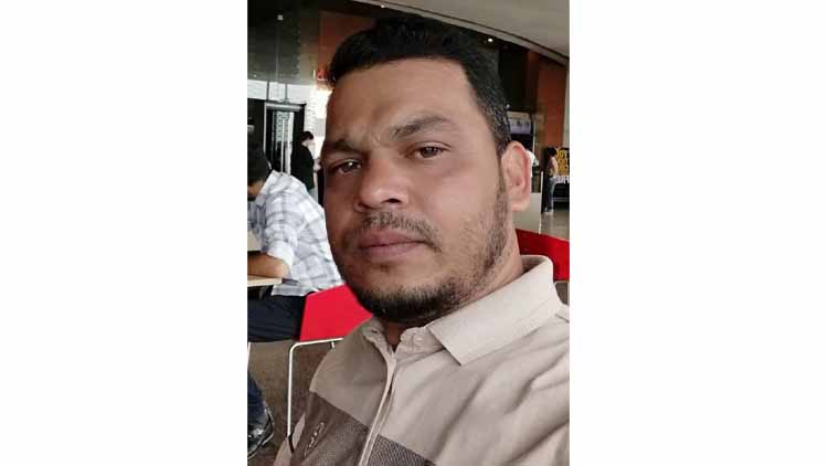বালু-পাথর ব্যবসায়ী ও চা-বাগানী খালিক-কে খুঁজছে পুলিশ : পরিবারের লোকজনকে হয়রানি ও বসতঘরে ভাঙচুর-অগ্নিসংযোগ