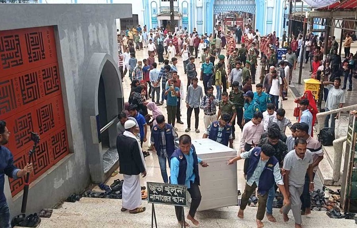 ফের প্রকাশ্যে গণনা হবে শাহজালাল মাজারের দানবাক্সের টাকা