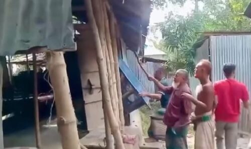 ছেলেকে জিম্মি করে মাকে সংঘবদ্ধ ধর্ষণ, ৪ আসামির বাড়িতে ভাঙচুর-আগুন